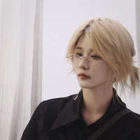 Trần Kha _cô