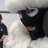 Tác giả cánh cụt