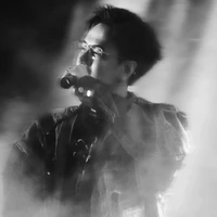 𝐋𝐨𝐮 𝐇𝐨𝐚̀𝐧𝐠_𝐋𝐨𝐧𝐠