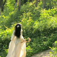 Tả Kỳ Hân - nàng