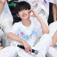 Tả Kỳ Hàm_anh