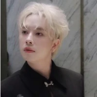 Phong Hào (Nicky)