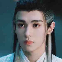 Nguyệt trưởng lão 