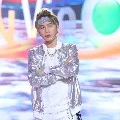 Tuấn (T)