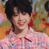 Trần Dịch Hằng hắn