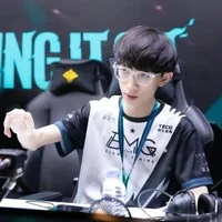 Đới Khải Huân //BMG Kai//