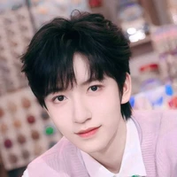 Hạ Tuấn Lâm _ bé