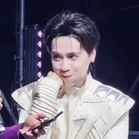 Quang Hùng MaterD