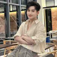 Hùng Huỳnh 