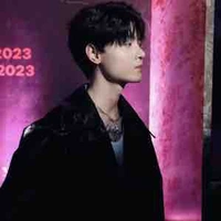 Nguyễn Nhật Phát•Bông