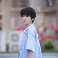 Tả Kì Hàm ( bé )