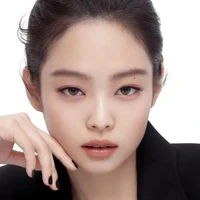 Kim Jennie(em)