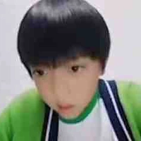 Trương Quế Nguyên(lúc bé)