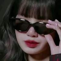 lalisa manobal(cô)