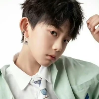 Trần Dịch Hằng_lúc nhỏ