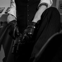 Thuộc hạ của Hoa Hồng Đen