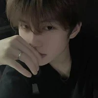 Tả Tuấn Anh * bố cô *