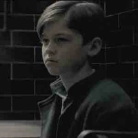 Tom Riddle _ 6 Tuổi