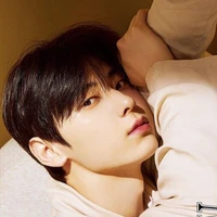 Hwang Minhyun