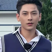 tài