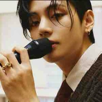 Kim Taehuyng/ V