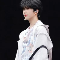 Trương Hàm Thụy