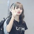 Lalisa(con 1 của La Gia bn thân Jisoo)
