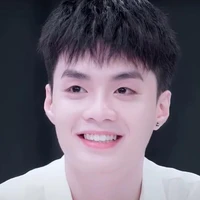 negav (em trai kiều)