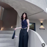 Ramida Jiranorraphat
[Jane]