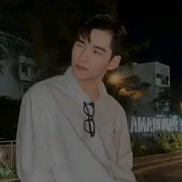Hoàng Hùng-Gemini