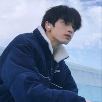 Vương Hoàng Long _ Anh cả nu9