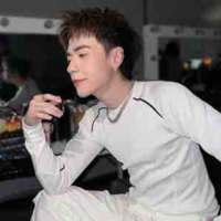 Lê Quang Hùng 