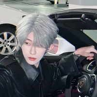 Vũ Thiên Trạch / hắn /