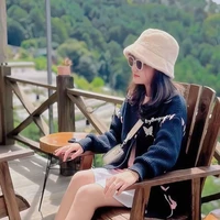 thảo nguyên---- em