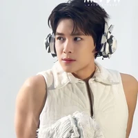 Bùi Anh Tú [ 𝘼𝙩𝙪𝙨 ]