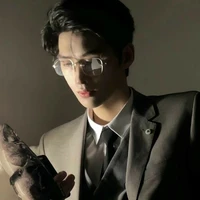 Vương Anh Tú ( bố nam 9 )