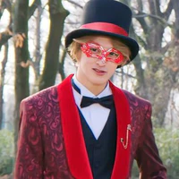 Lupin Red
