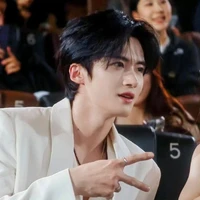 Ly Luân