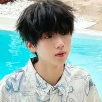 Nhiếp Vĩ Thần