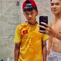 Hoàng Công Hậu - Bơ