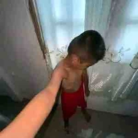 anh trai khối trên