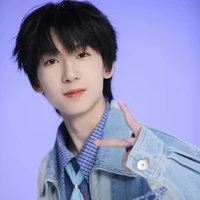 Dương Bác Văn_Anh