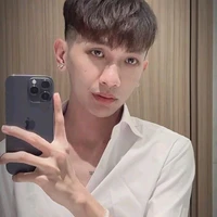 Hoài Nam_red