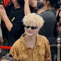 rhy [ anh ba]