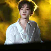 Hạ Tuấn Lâm
