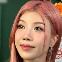 Nguyễn Thùy Trang–nàng