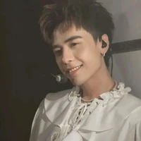 Lê Quang Hùng/Quang Hồng