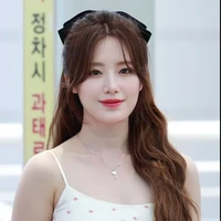 Diệp Thư Hoa ( Hoa)