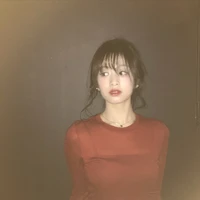 Ahyeon [ nàng ]