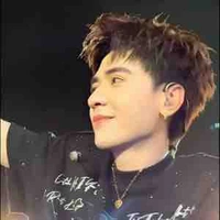 Lê Quang Hùng 